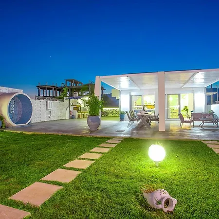 White Passion Вилла Афанту